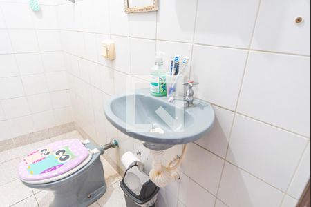 Casa à venda com 126m², 2 quartos e 2 vagas Casa à venda com 126m², 2 quartos e 2 vagasBanheiro casa 2