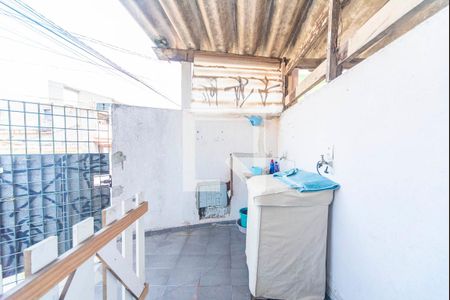 Casa à venda com 126m², 2 quartos e 2 vagas Casa à venda com 126m², 2 quartos e 2 vagasÁrea de serviço casa 2