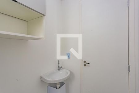 Apartamento para alugar com 31m², 2 quartos e sem vaga Apartamento para alugar com 31m², 2 quartos e sem vagaBanheiro