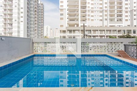 Apartamento para alugar com 31m², 2 quartos e sem vaga Apartamento para alugar com 31m², 2 quartos e sem vagaÁrea comum - Piscina