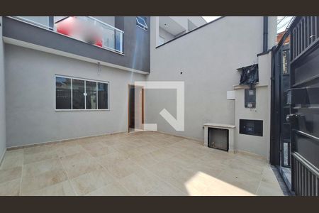 Casa à venda com 100m², 3 quartos e 2 vagas Casa à venda com 100m², 3 quartos e 2 vagasGaragem
