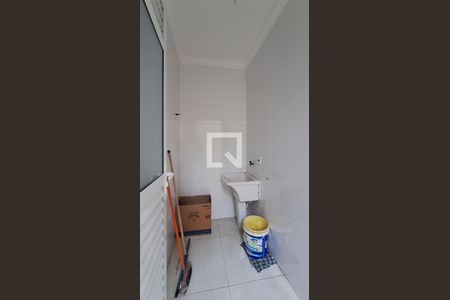 Casa à venda com 100m², 3 quartos e 2 vagas Casa à venda com 100m², 3 quartos e 2 vagasÁrea de Serviço