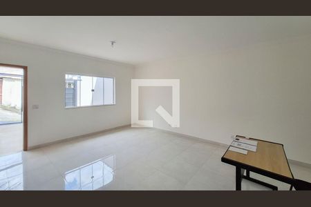 Sala de casa à venda com 3 quartos, 100m² em Vila Romero, São Paulo