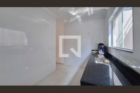 Casa à venda com 100m², 3 quartos e 2 vagas Casa à venda com 100m², 3 quartos e 2 vagasCozinha