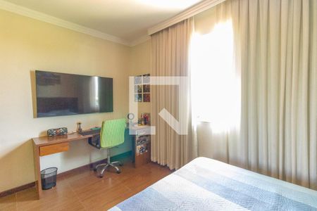 Casa à venda com 1000m², 4 quartos e 6 vagas Casa à venda com 1000m², 4 quartos e 6 vagasQuarto 3