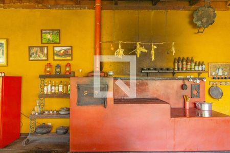 Casa à venda com 1000m², 4 quartos e 6 vagas Casa à venda com 1000m², 4 quartos e 6 vagasArea Gourmet