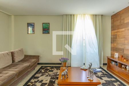 Sala de casa à venda com 4 quartos, 1000m² em Trevo, Belo Horizonte