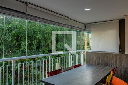 Apartamento para alugar com 71m², 2 quartos e 1 vaga Apartamento para alugar com 71m², 2 quartos e 1 vagaVaranda