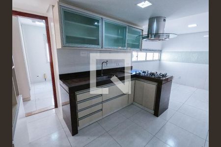 Apartamento para alugar com 194m², 4 quartos e 1 vagaCozinha
