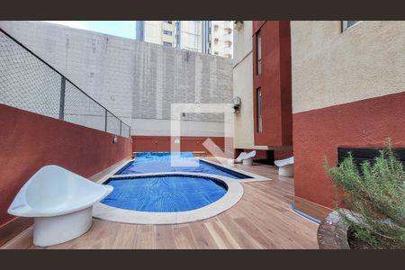 Apartamento para alugar com 194m², 4 quartos e 1 vagaÁrea comum - Piscina