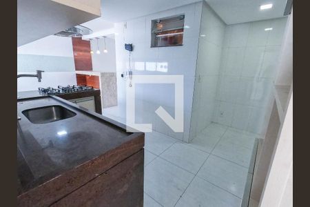 Apartamento para alugar com 194m², 4 quartos e 1 vagaDetalhe da cozinha