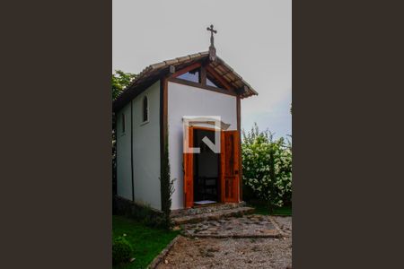 Casa de condomínio à venda com 3590m², 4 quartos e 6 vagas Casa de condomínio à venda com 3590m², 4 quartos e 6 vagasCapela