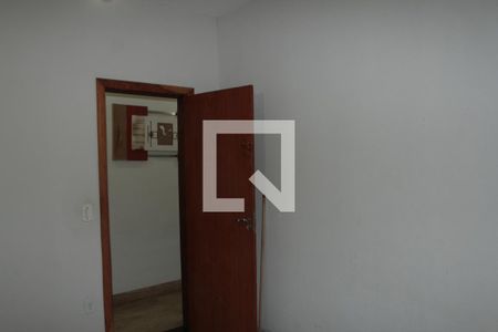 Quarto 1 de casa para alugar com 3 quartos, 280m² em Planalto, Belo Horizonte