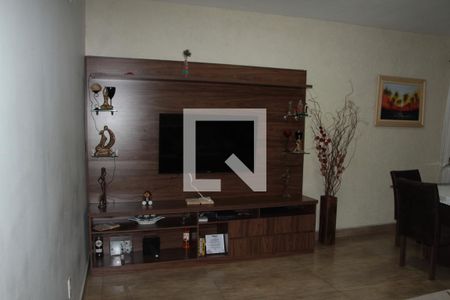 Sala de casa para alugar com 3 quartos, 280m² em Planalto, Belo Horizonte