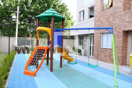 Apartamento à venda com 35m², 2 quartos e sem vagaÁrea comum - Playground
