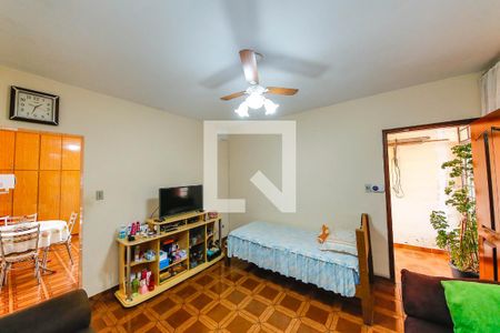 Sala de casa à venda com 2 quartos, 120m² em Vila Ivone, São Paulo