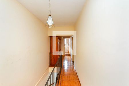 Casa à venda com 120m², 2 quartos e 1 vagaCorredor externo