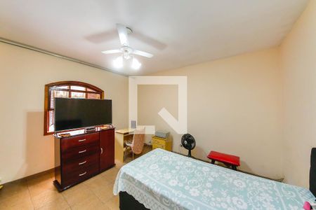 Quarto 2 de casa para alugar com 2 quartos, 120m² em Vila Ivone, São Paulo