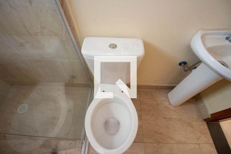 Casa de condomínio para alugar com 64m², 1 quarto e sem vagaBanheiro