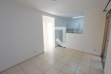 Sala de apartamento à venda com 2 quartos, 58m² em Olaria, Contagem
