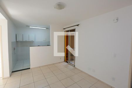 Sala de apartamento à venda com 2 quartos, 58m² em Olaria, Contagem