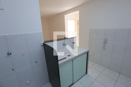 Cozinha de apartamento à venda com 2 quartos, 58m² em Olaria, Contagem