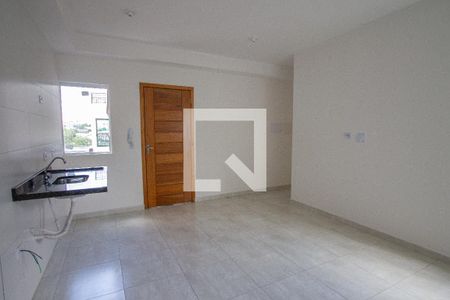 Sala, cozinha, área de serviço - Pia de apartamento para alugar com 2 quartos, 42m² em Jardim Itapemirim, São Paulo