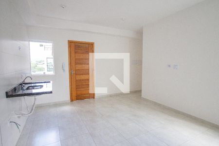 Sala e Cozinha de apartamento para alugar com 2 quartos, 42m² em Jardim Itapemirim, São Paulo