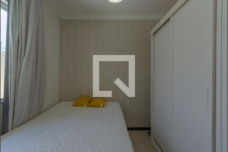 Casa à venda com 200m², 3 quartos e 4 vagas Casa à venda com 200m², 3 quartos e 4 vagasQuarto 1