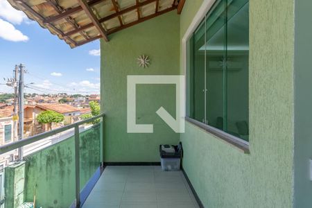 Sala - Varanda de casa à venda com 3 quartos, 200m² em Santa Mônica, Belo Horizonte