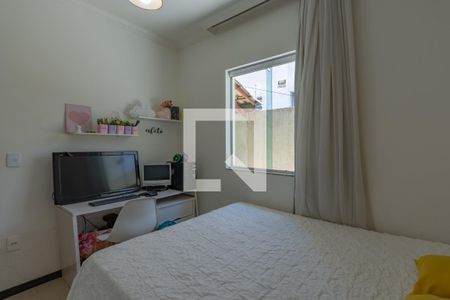 Casa à venda com 200m², 3 quartos e 4 vagas Casa à venda com 200m², 3 quartos e 4 vagasQuarto 1