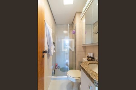 Apartamento à venda com 140m², 2 quartos e 1 vaga Apartamento à venda com 140m², 2 quartos e 1 vagaBanheiro 2