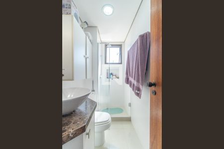 Apartamento à venda com 140m², 2 quartos e 1 vaga Apartamento à venda com 140m², 2 quartos e 1 vagaBanheiro 1