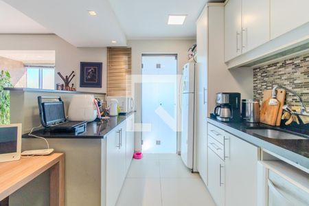 Apartamento à venda com 140m², 2 quartos e 1 vaga Apartamento à venda com 140m², 2 quartos e 1 vagaCozinha e Área de Serviço