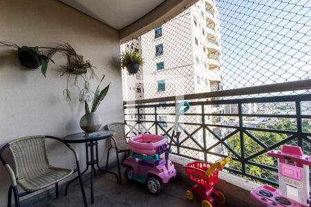 Apartamento à venda com 96m², 3 quartos e 3 vagasVaranda