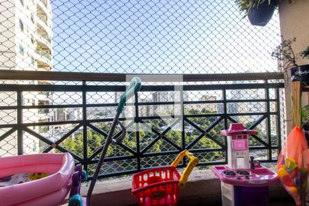 Apartamento à venda com 96m², 3 quartos e 3 vagasVaranda