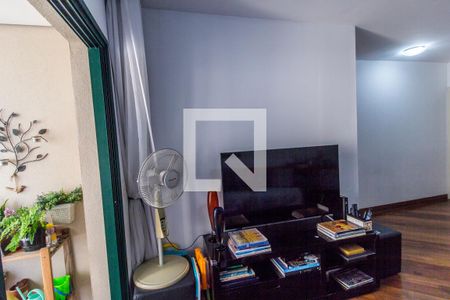 Sala de TV de apartamento para alugar com 3 quartos, 96m² em Alphaville Industrial, Barueri