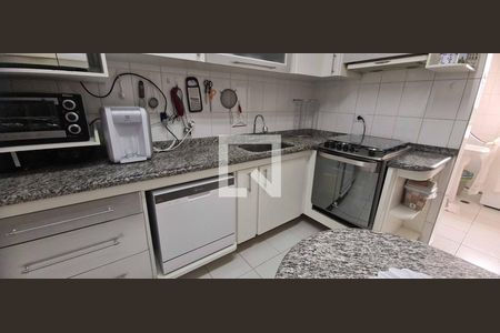 Apartamento à venda com 167m², 3 quartos e 4 vagasCozinha
