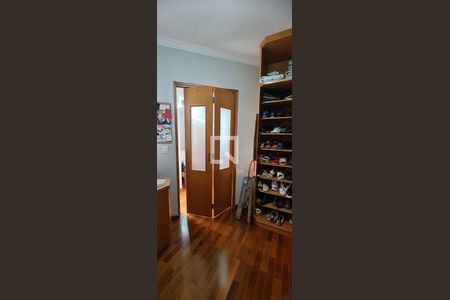 Apartamento à venda com 167m², 3 quartos e 4 vagasCloset