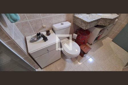 Apartamento à venda com 167m², 3 quartos e 4 vagasBanheiro da Suíte 2