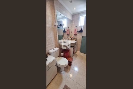 Apartamento à venda com 167m², 3 quartos e 4 vagasBanheiro da Suíte 2