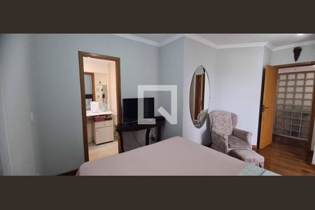 Apartamento à venda com 167m², 3 quartos e 4 vagasSuíte 1