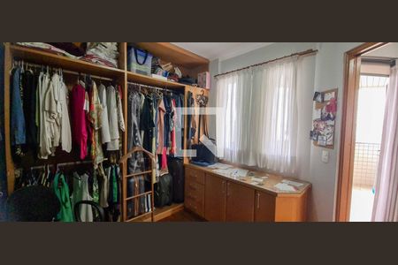 Apartamento à venda com 167m², 3 quartos e 4 vagasCloset