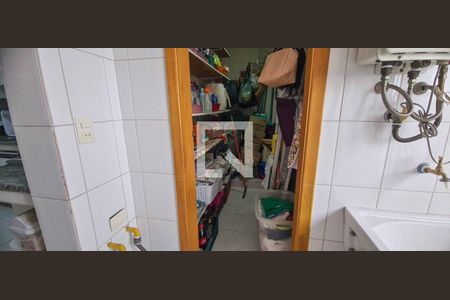 Apartamento à venda com 167m², 3 quartos e 4 vagasDispensa