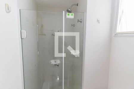 Apartamento à venda com 57m², 2 quartos e 1 vaga Apartamento à venda com 57m², 2 quartos e 1 vagaBanheiro da Suíte