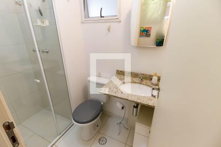 Apartamento à venda com 57m², 2 quartos e 1 vaga Apartamento à venda com 57m², 2 quartos e 1 vagaBanheiro Corredor