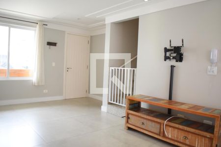 Sala de casa de condomínio para alugar com 3 quartos, 93m² em Pilarzinho, Curitiba