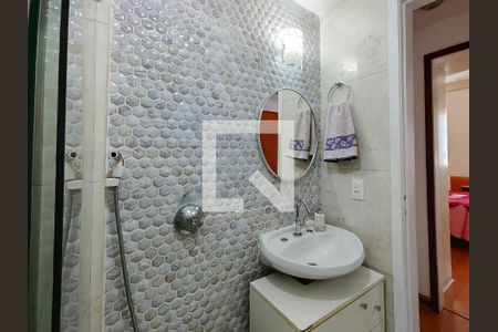 Apartamento à venda com 86m², 2 quartos e 1 vagaBanheiro Corredor