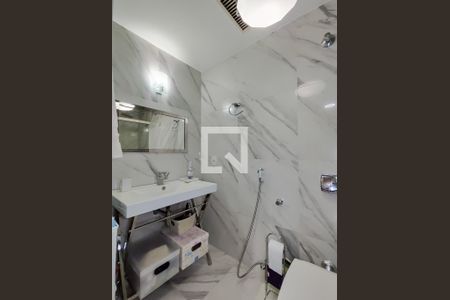 Apartamento à venda com 86m², 2 quartos e 1 vagaBanheiro da Suíte