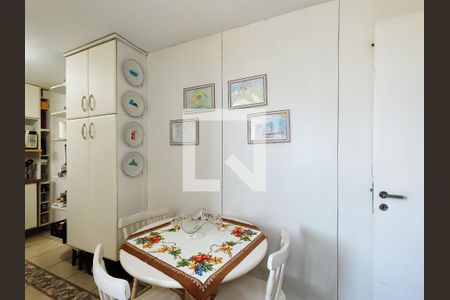 Apartamento à venda com 86m², 2 quartos e 1 vagaCozinha